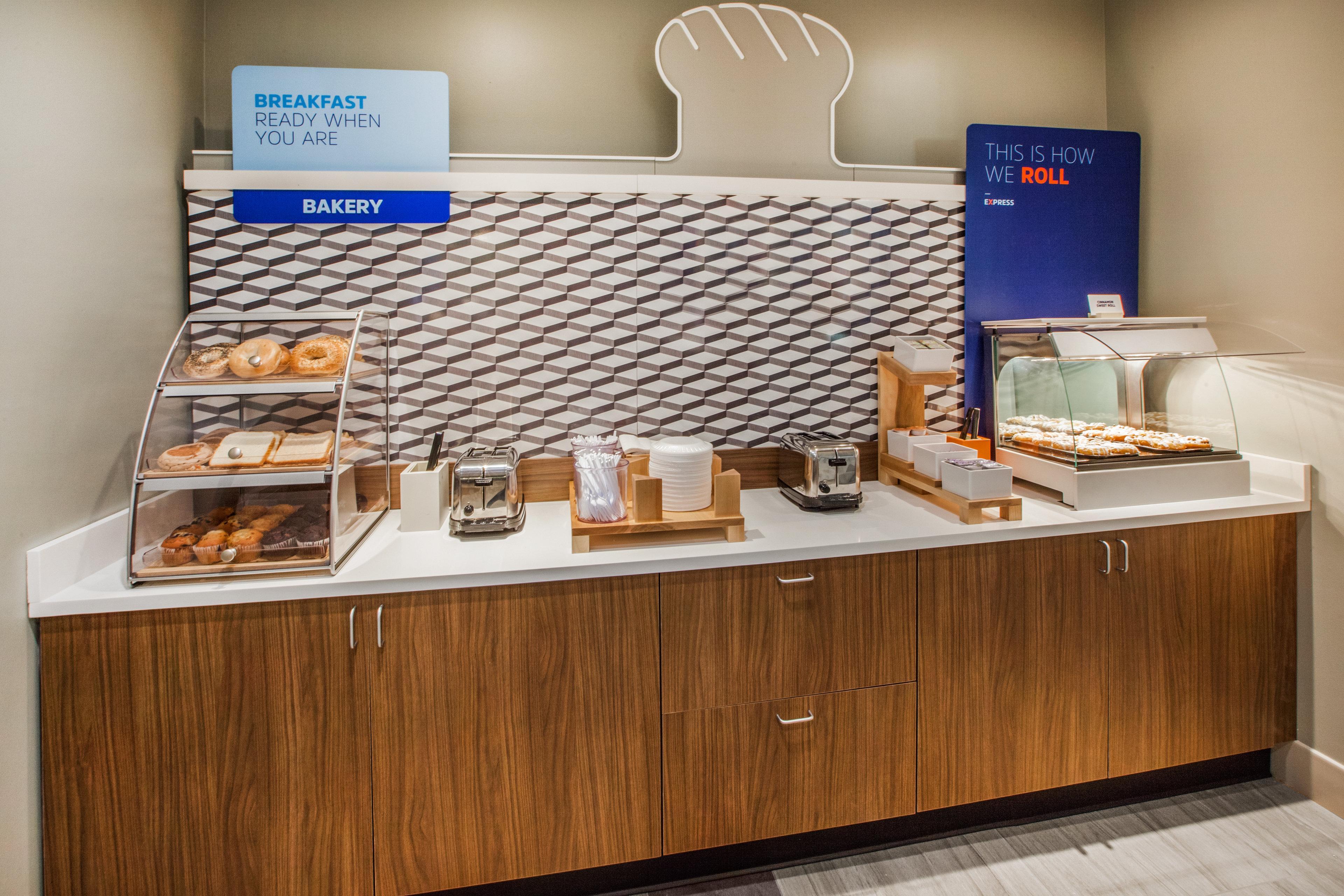 Holiday Inn Express & Suites - Commerce By Ihg Екстер'єр фото