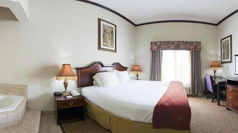 Holiday Inn Express & Suites - Commerce By Ihg Екстер'єр фото