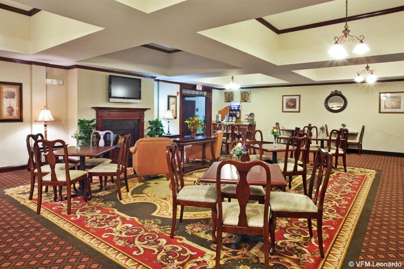 Holiday Inn Express & Suites - Commerce By Ihg Екстер'єр фото