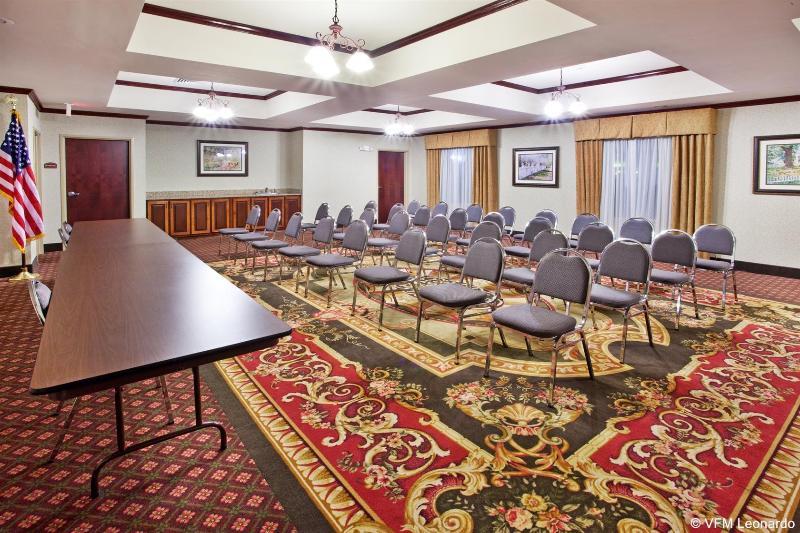 Holiday Inn Express & Suites - Commerce By Ihg Екстер'єр фото